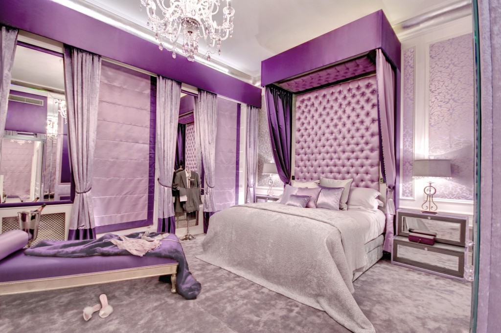 15 Luxurious Bedroom Designs with Purple Color