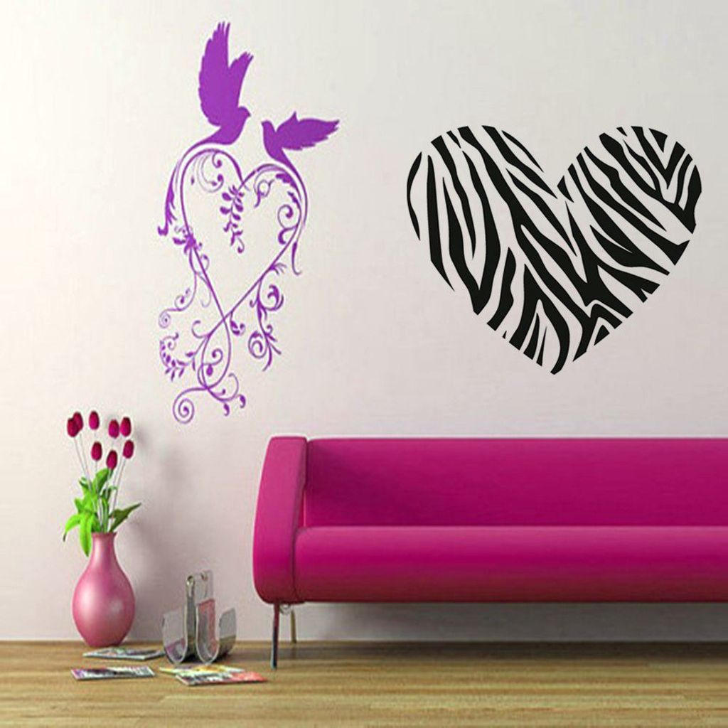 20 Glamorous Pink and Black Wall Décor Art