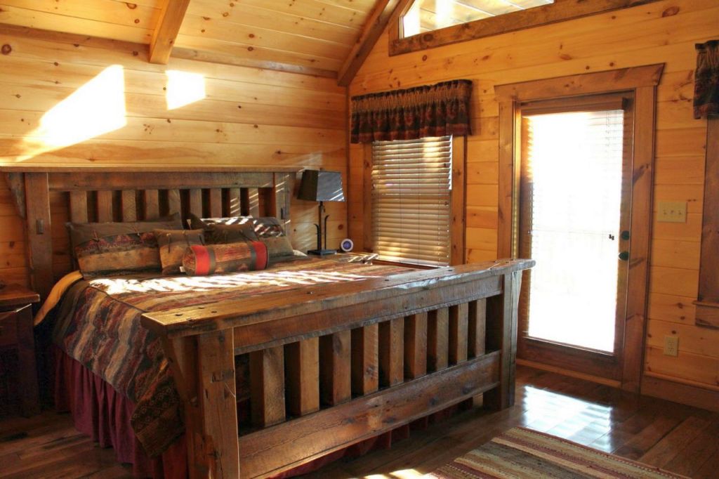 Decorating A Cabin Bedroom