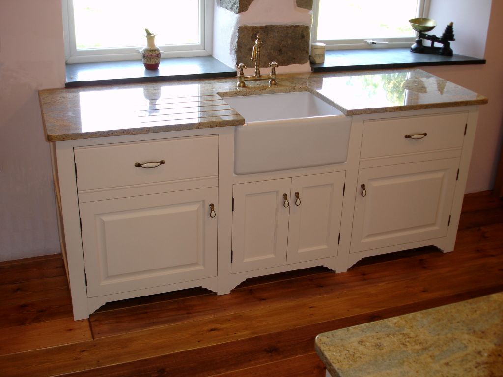 freestanding kitchen sink and cabinet
