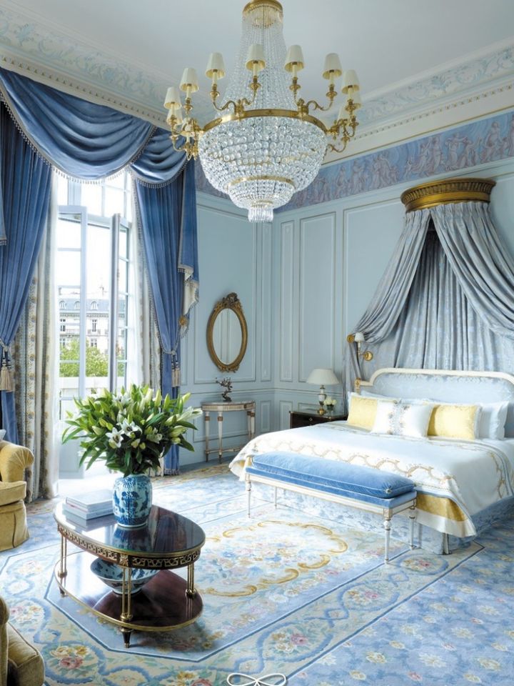 20 Deluxe Blue and Gold Bedroom Designs