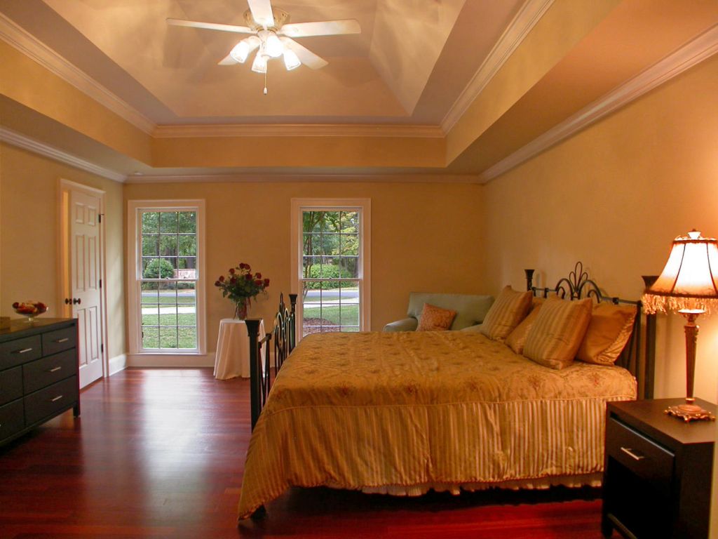 20 Elegant Modern Tray Ceiling Bedroom Designs