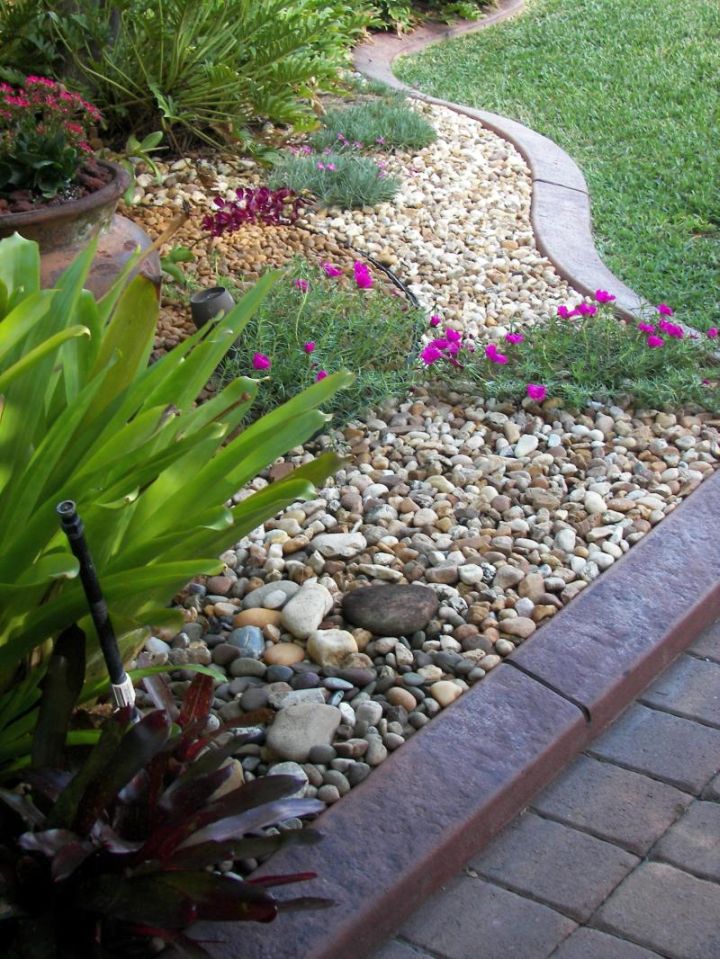 18 Simple and Easy Rock Garden Ideas