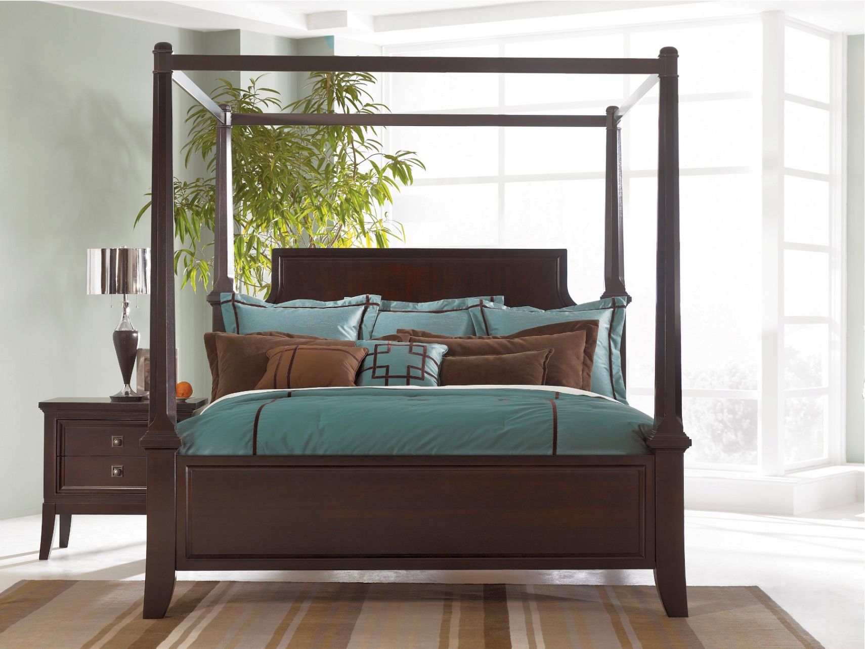 Stunning View of Various Exotic Canopy  Bed  Designs 
