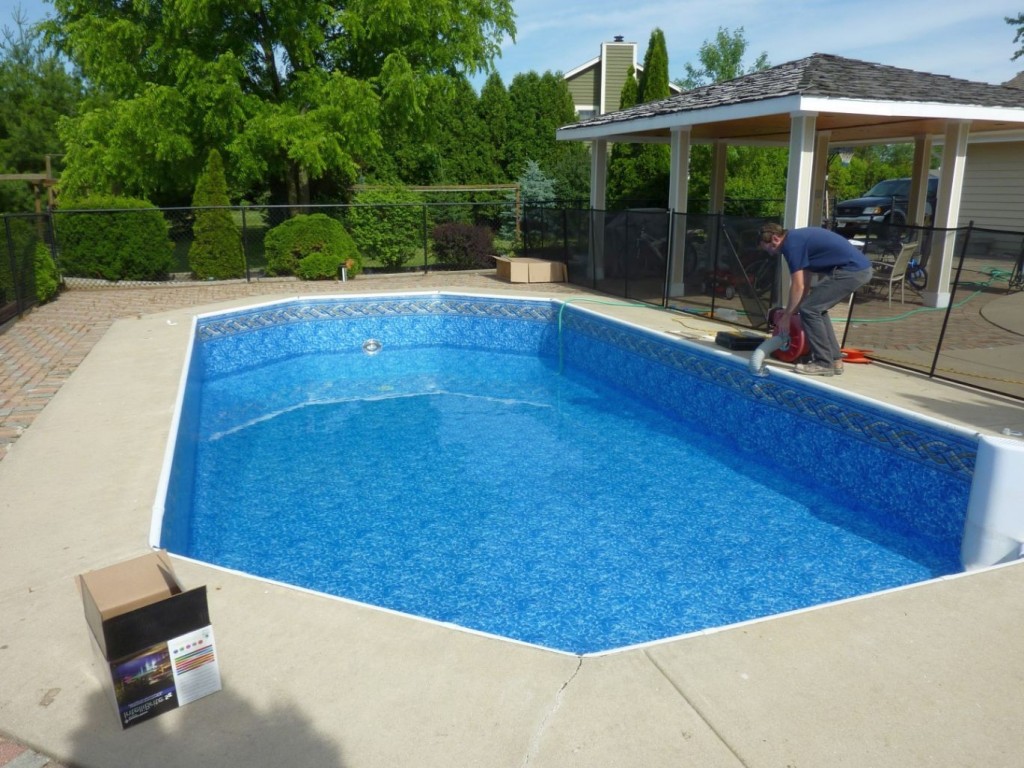 Slick and modern grecian pool liner