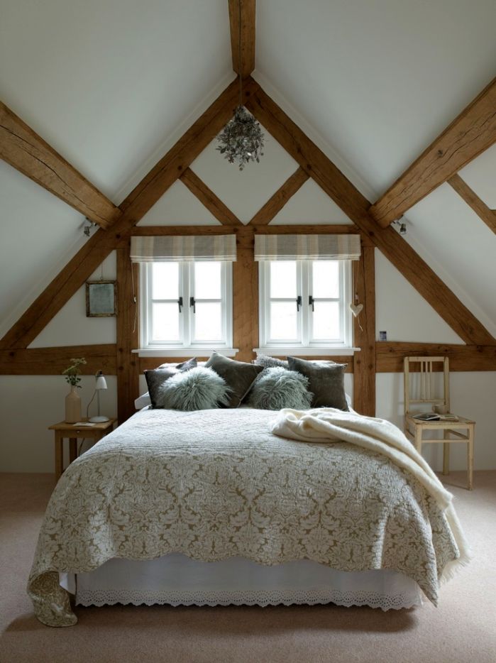 Very low vaulted ceiling bedroom smart design ideas