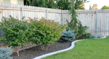 minimalistic backyard gardening with rocks ideas