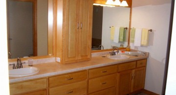 Bathroom vanity lighting ideas with natural colored woods