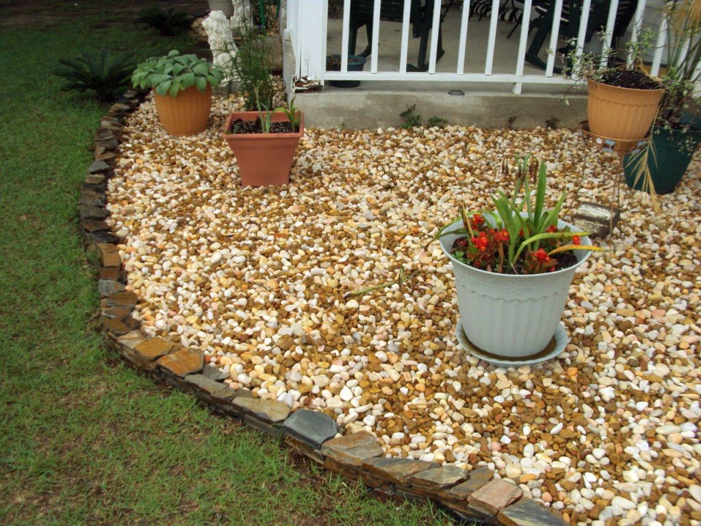 cute stones for flower beds for small yards
