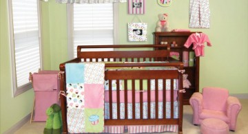 green walled pink baby room ideas