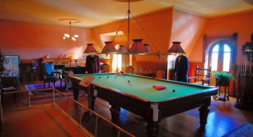 hang out room ideas with billiard table