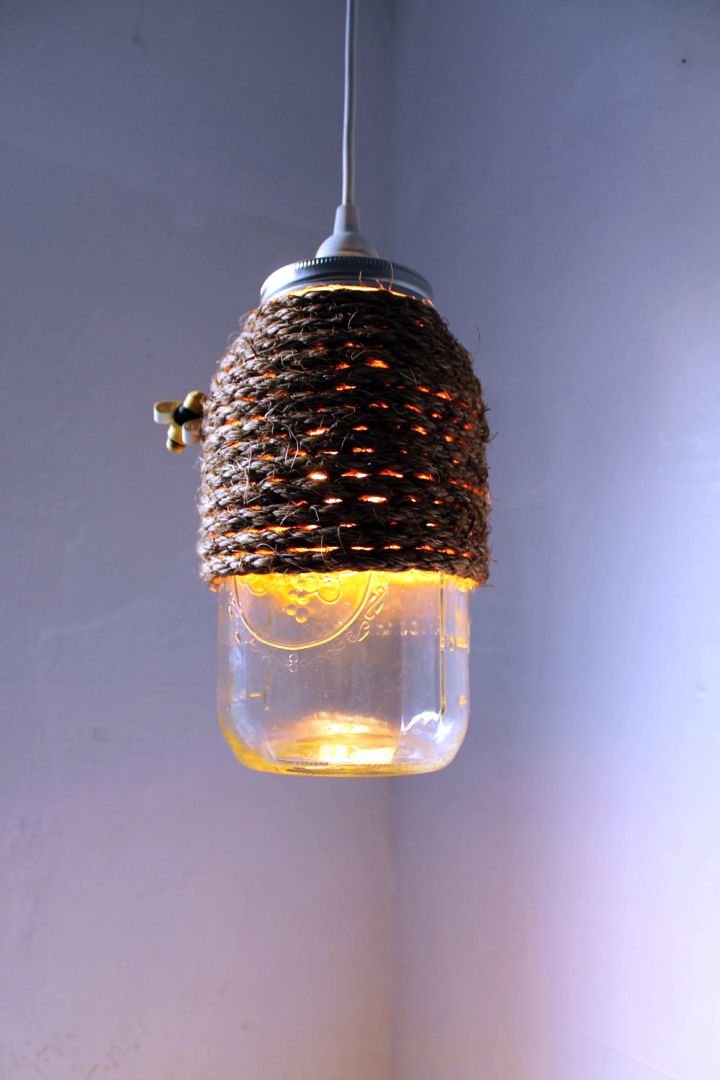 making a pendant light with rope and mason jar