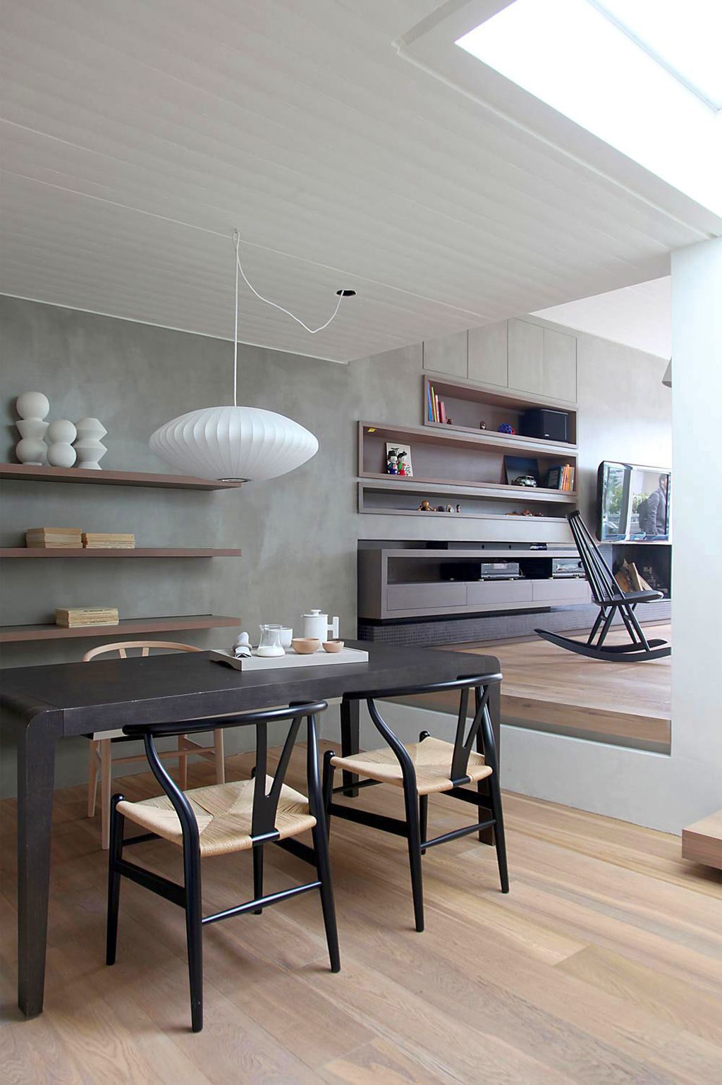 20 Minimalist Modern Kitchen Tables for Small Spaces