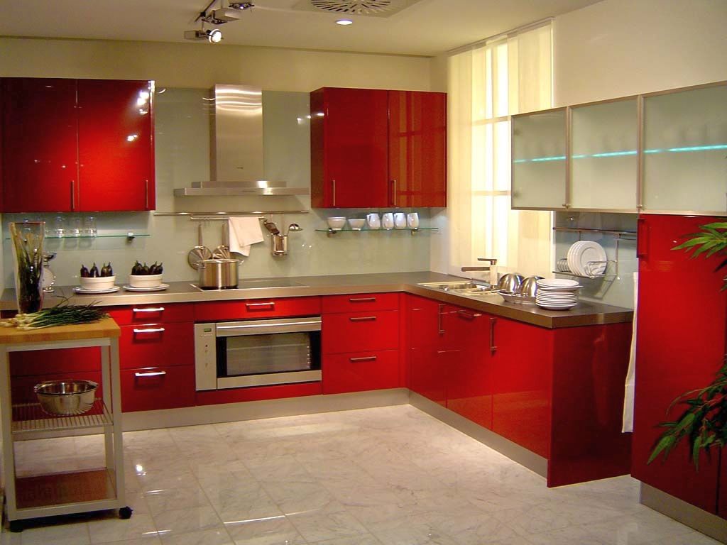 20 Striking Kitchens with Hot Red Lacquer Kitchen Cabinets