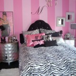 20 Amazing Pink and Black Bedroom Decor