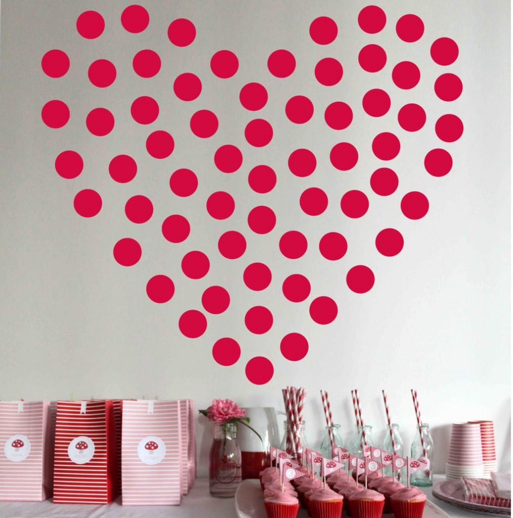 red polkadot heart diy bedroom art