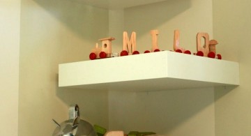 simple zigzag corner shelf designs