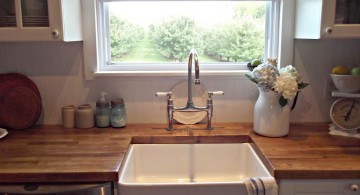 small freestanding kitchen sinks