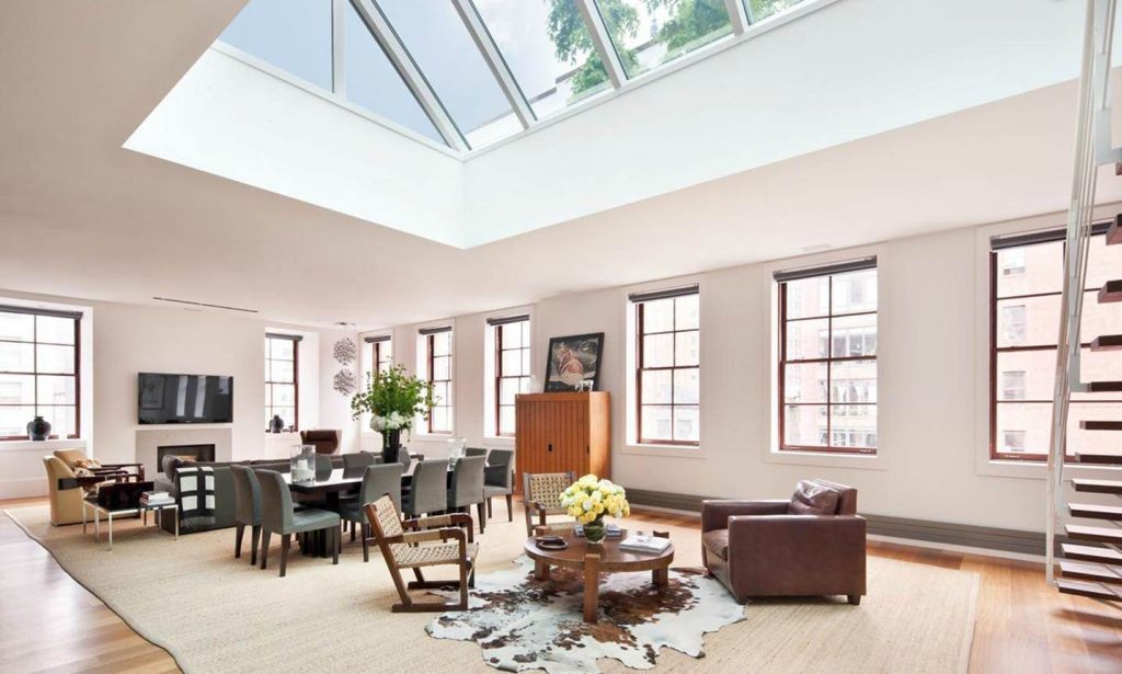 wide open living room with skylight ideas