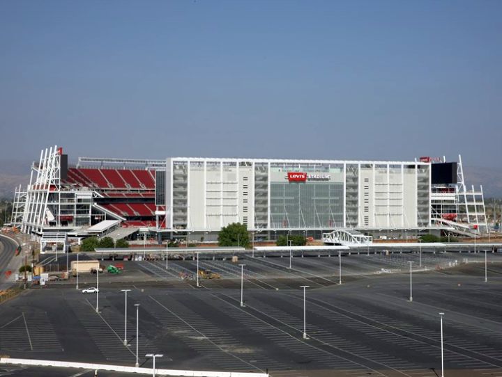 49ers Museum front view