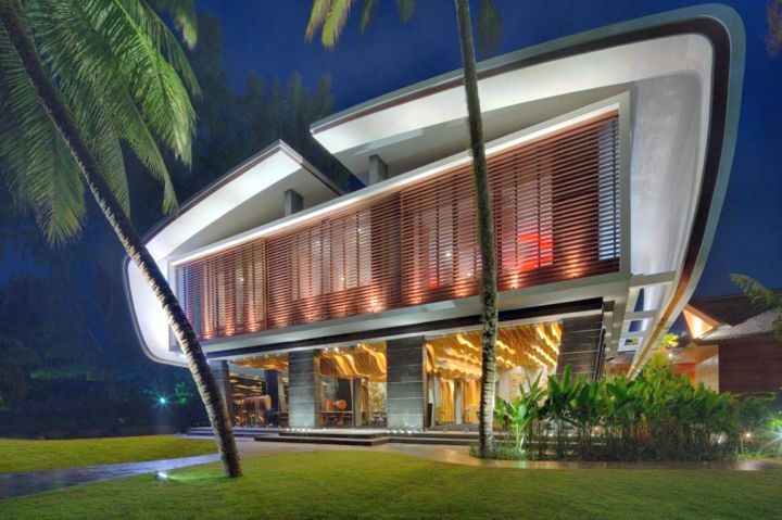 Iniala beach house restaurant front view