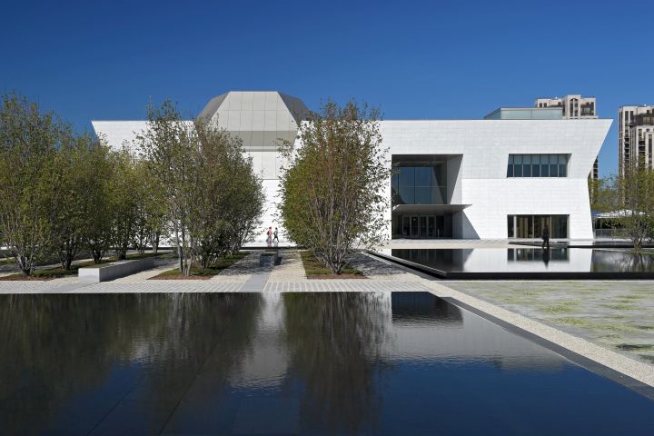 aga khan museum entrance