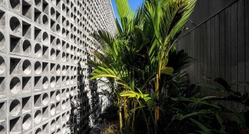 b and b house side garden