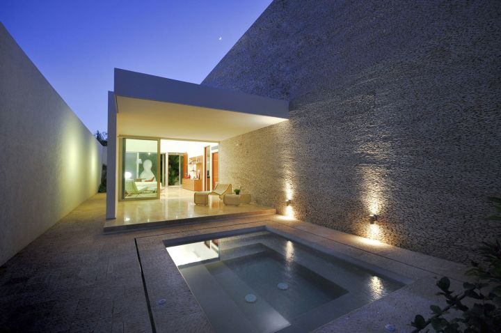 contemporary small pool ideas