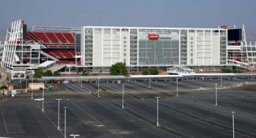 featured image of 49ers museum front view