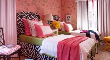 hot pink room with twin beds