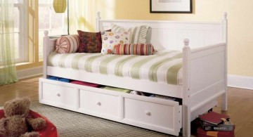 how to make daybed with storange in white