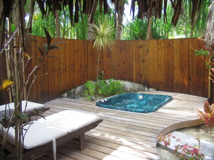 jacuzzi pool for small yard