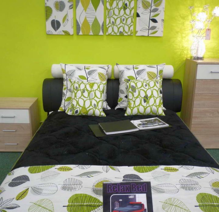17 Fresh and Bright Lime Green Bedroom Ideas