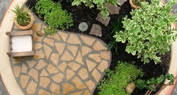 mini japanese garden with black sand