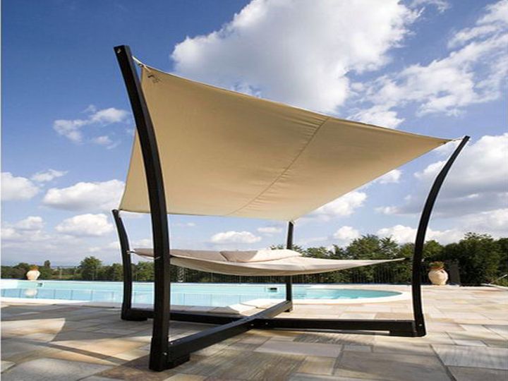 modern Outdoor swinging beds