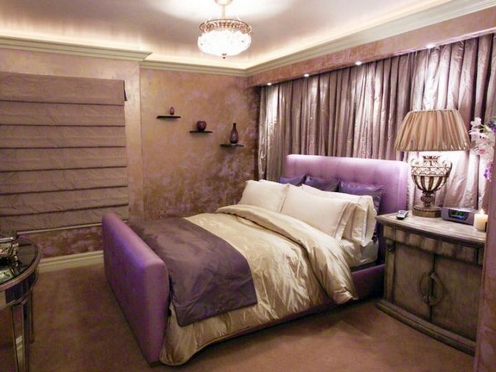 relaxing bedroom ideas in purple