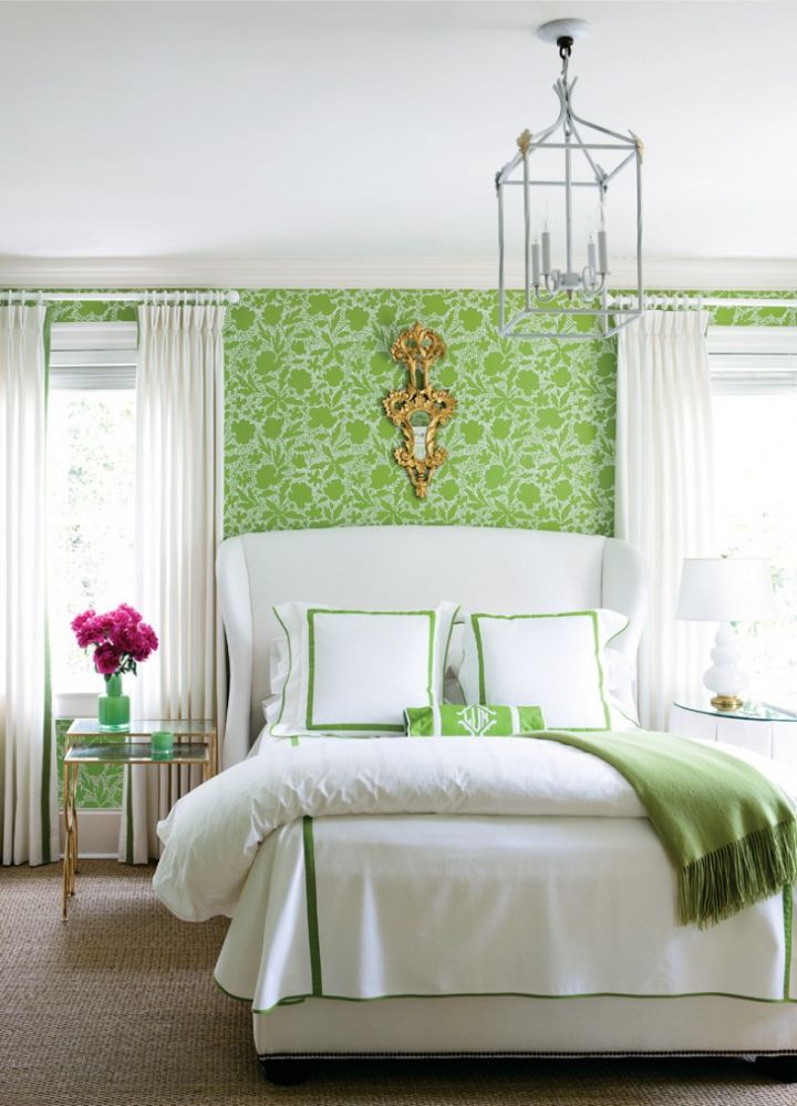 retro bedroom ideas with green wall panel and DIY hanging lamp