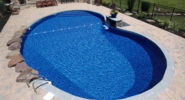 small and simple kidney shape pool