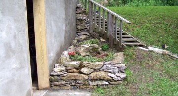 small rock garden designs on the corner