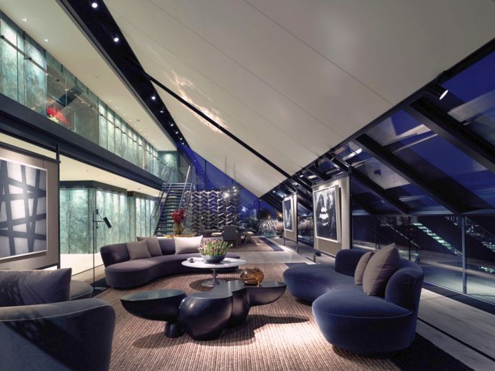 Penthouse NEO balcony lounge