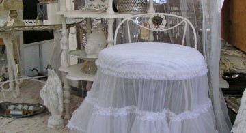 skirted vanity stool with lace