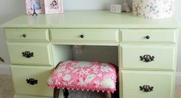 skirted vanity stool with pink cushion