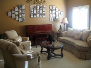 19 Gracious Small Living Room Decoration Ideas